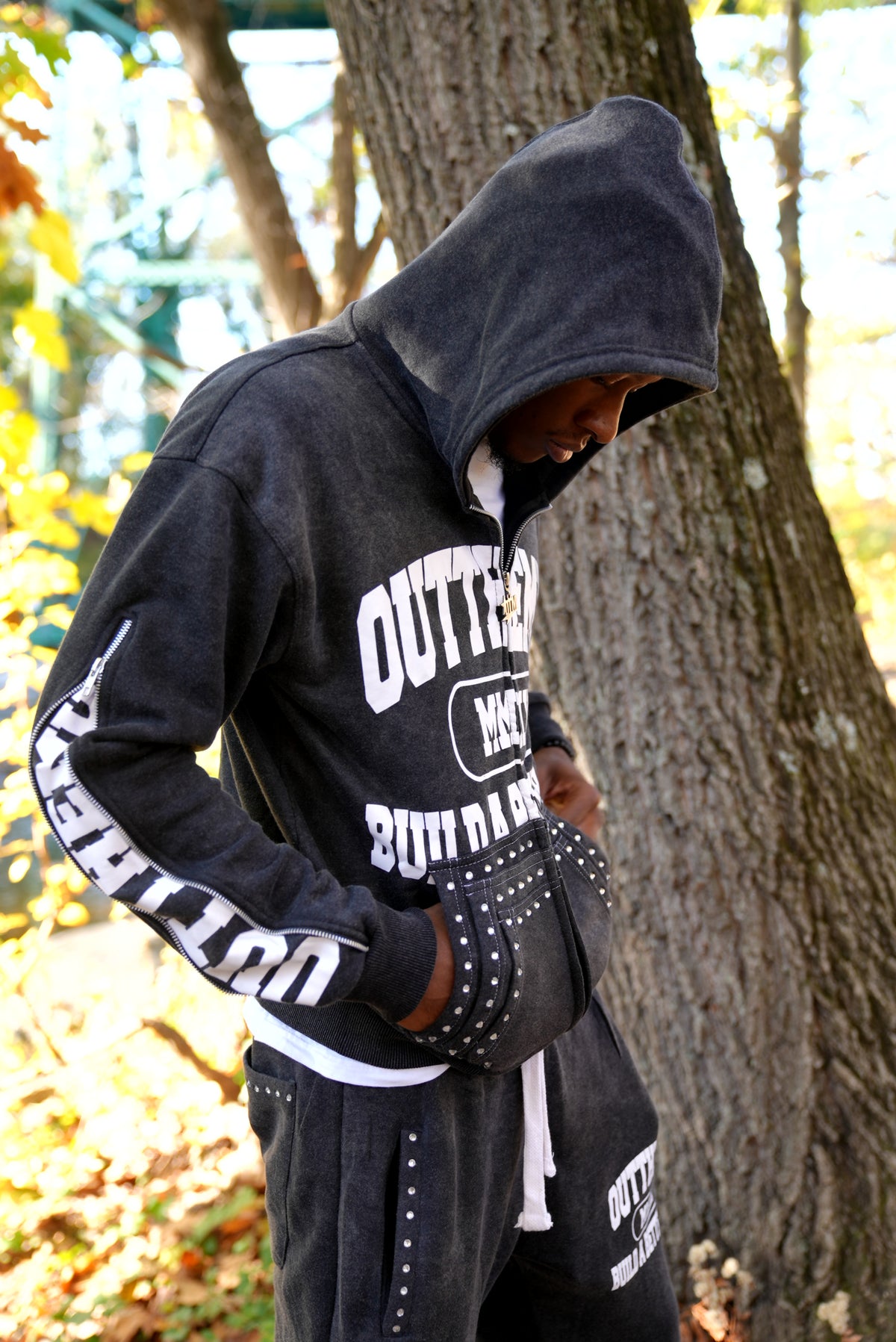"BUILD A BETTER YOU!" SWEAT JACKET - BLACK